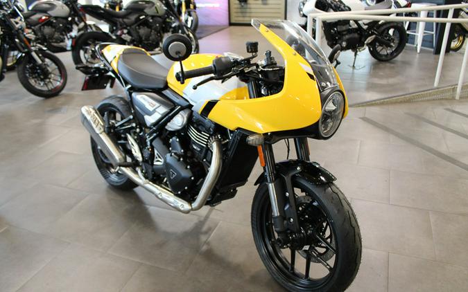 2026 Triumph Thruxton 400 Metallic Racing Yellow / Aluminium Silver