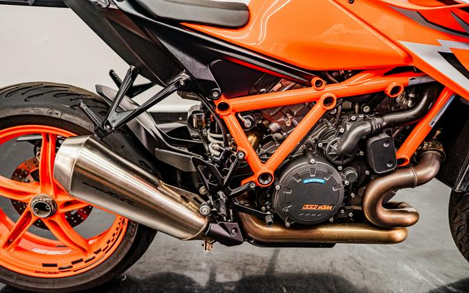 2022 KTM 1290 Super Duke R EVO