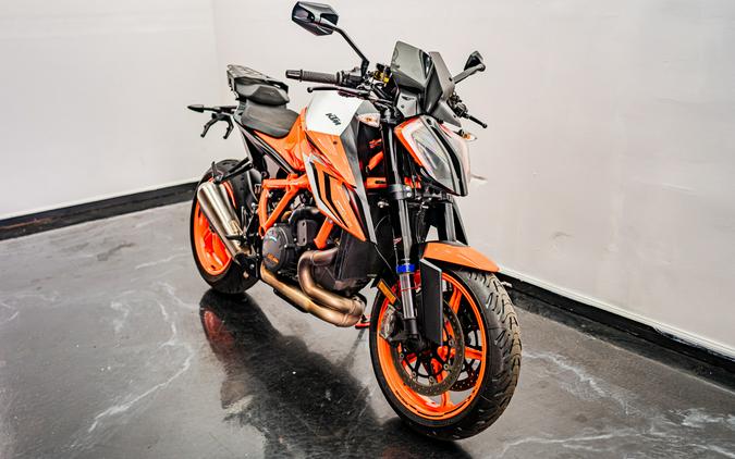 2022 KTM 1290 Super Duke R EVO