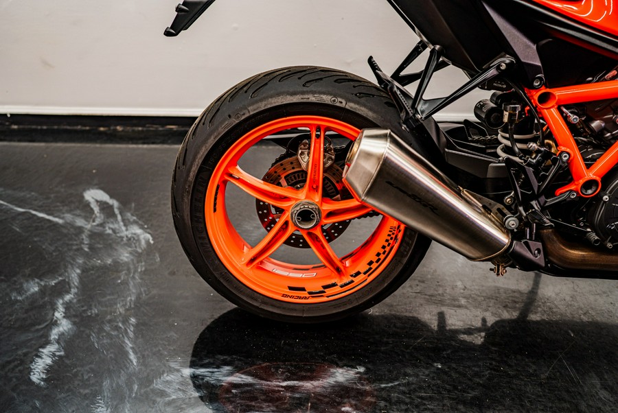 2022 KTM 1290 Super Duke R EVO