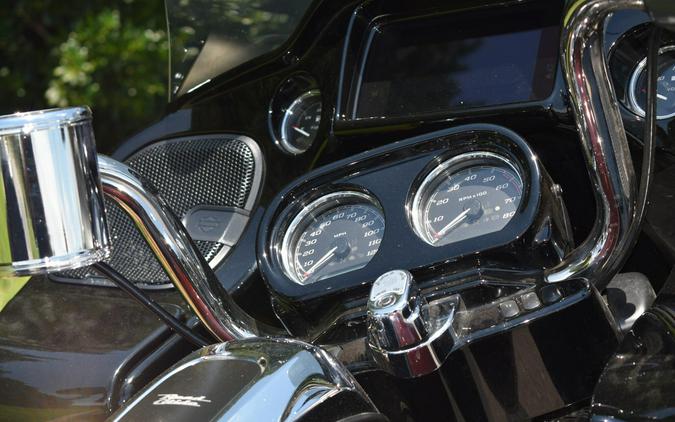 FLTRXS 2021 Road Glide Special