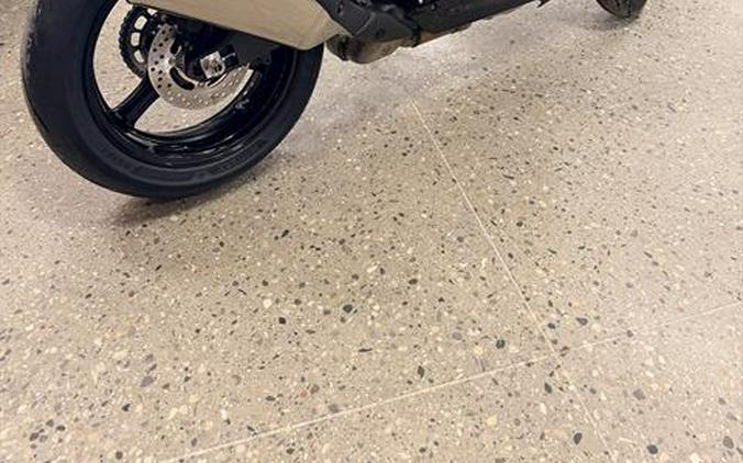 2026 Kawasaki Ninja® ZX™-10R ABS