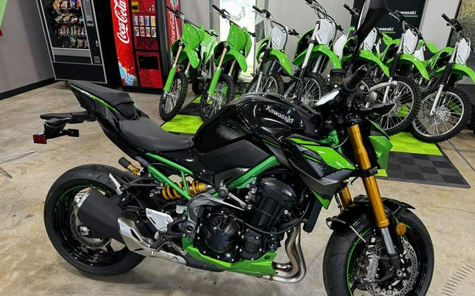 2024 Kawasaki Z900 SE ABS