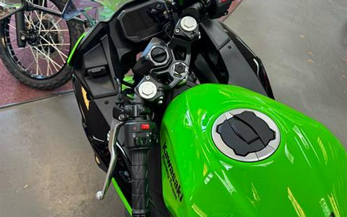 2025 Kawasaki Ninja 500 SE KRT Edition ABS