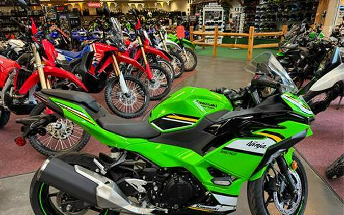 2025 Kawasaki Ninja 500 SE KRT Edition ABS