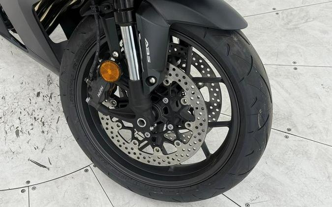 2026 Honda® CBR650R E-Clutch