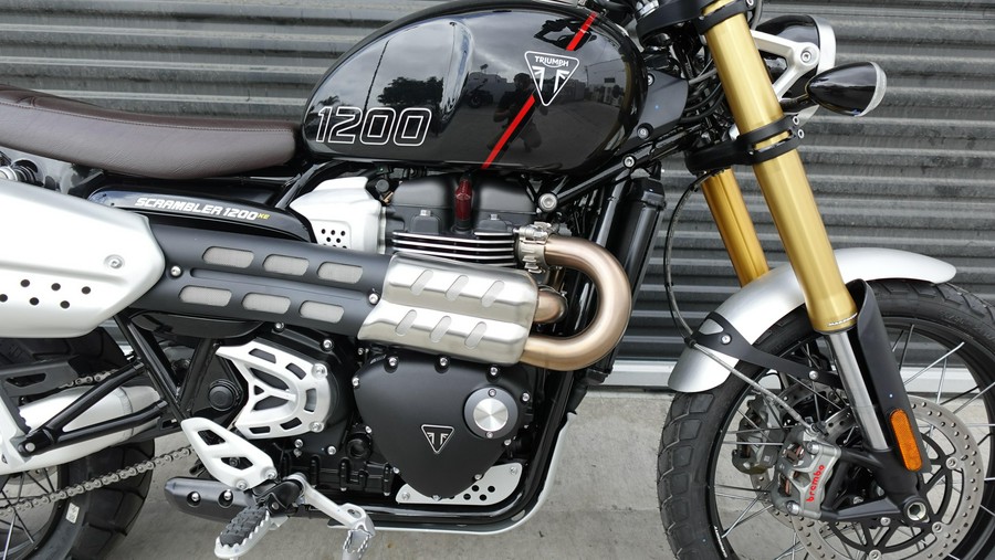 2025 Triumph Scrambler 1200 XE