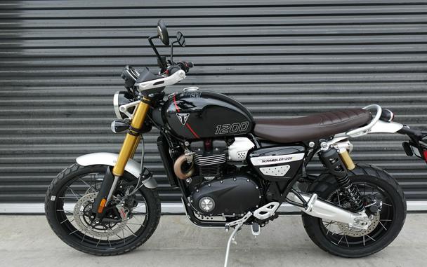 2025 Triumph Scrambler 1200 XE