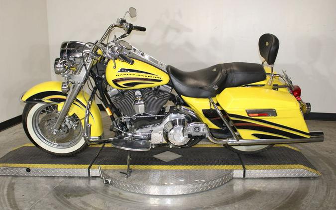 2003 Harley-Davidson® FLHRC - Road King® Classic