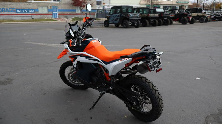 2025 KTM 890 Adventure R