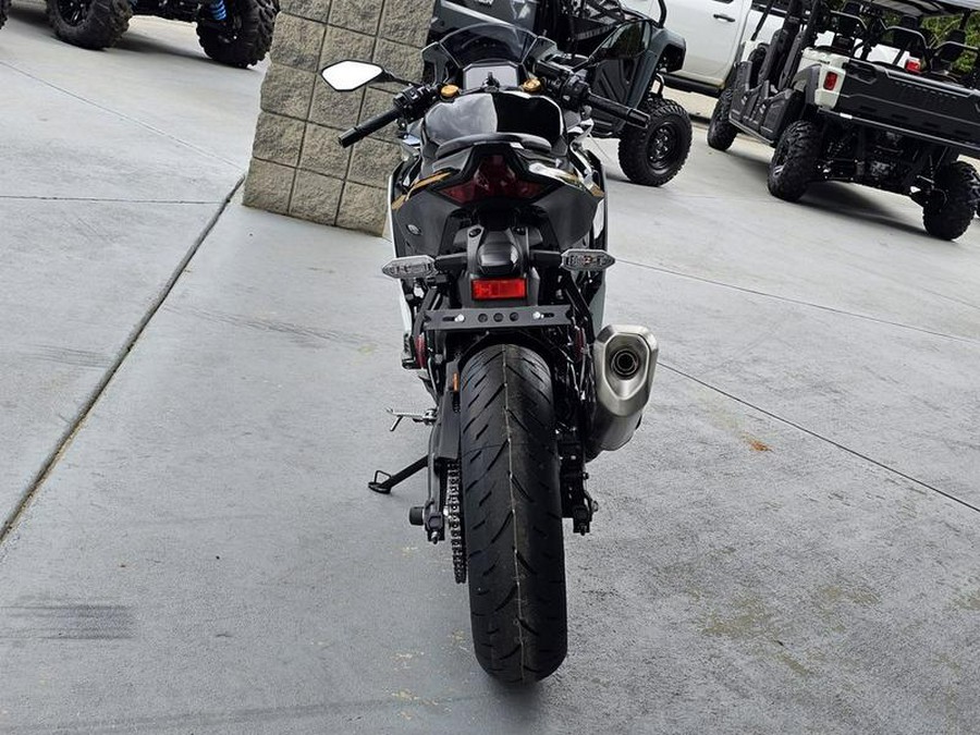 2026 Kawasaki Ninja® ZX™-4RR ABS