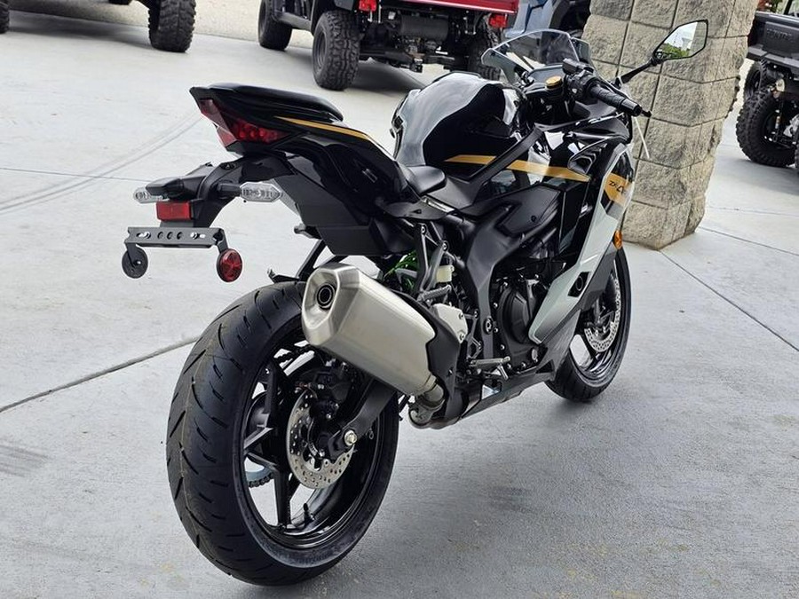 2026 Kawasaki Ninja® ZX™-4RR ABS