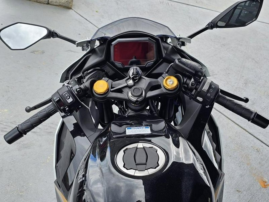 2026 Kawasaki Ninja® ZX™-4RR ABS