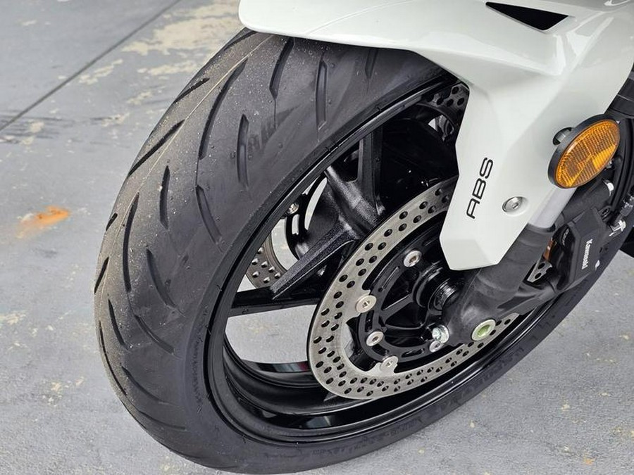 2026 Kawasaki Ninja® ZX™-4RR ABS