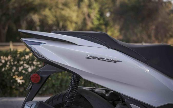 2022 Honda® PCX ABS