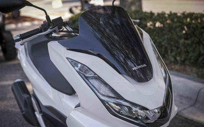 2022 Honda® PCX ABS