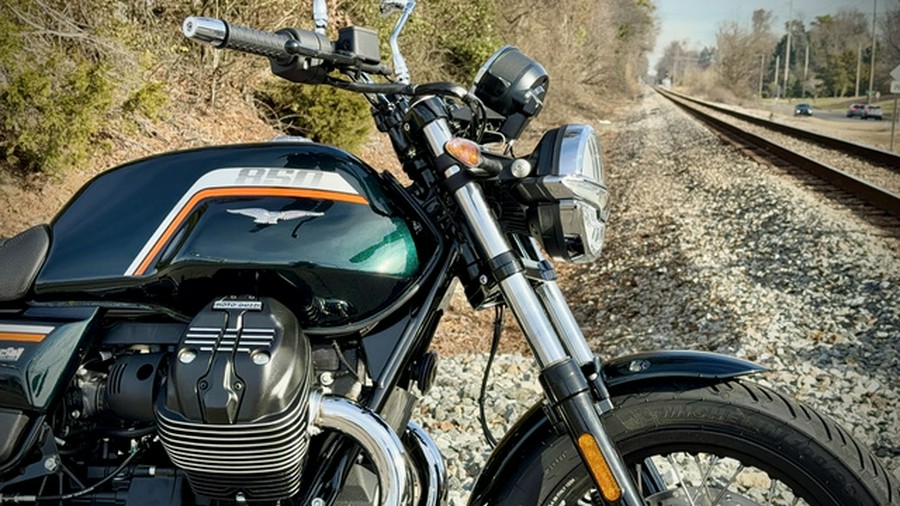 2026 Moto Guzzi V7 Special