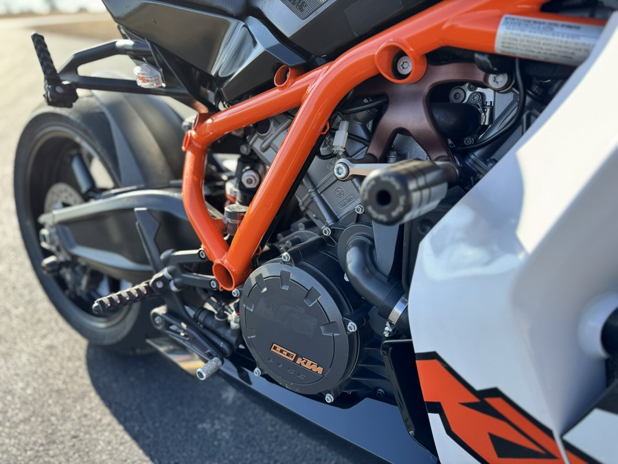 2014 KTM 1190 RC8 R