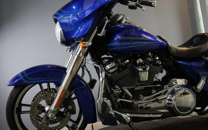 2019 Harley-Davidson Street Glide FLHX