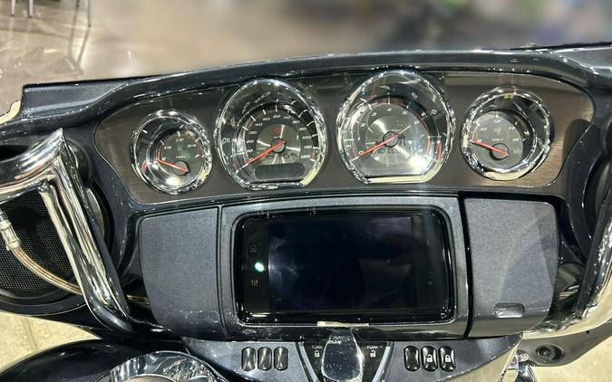 2019 Harley-Davidson CVO STREET GLIDE
