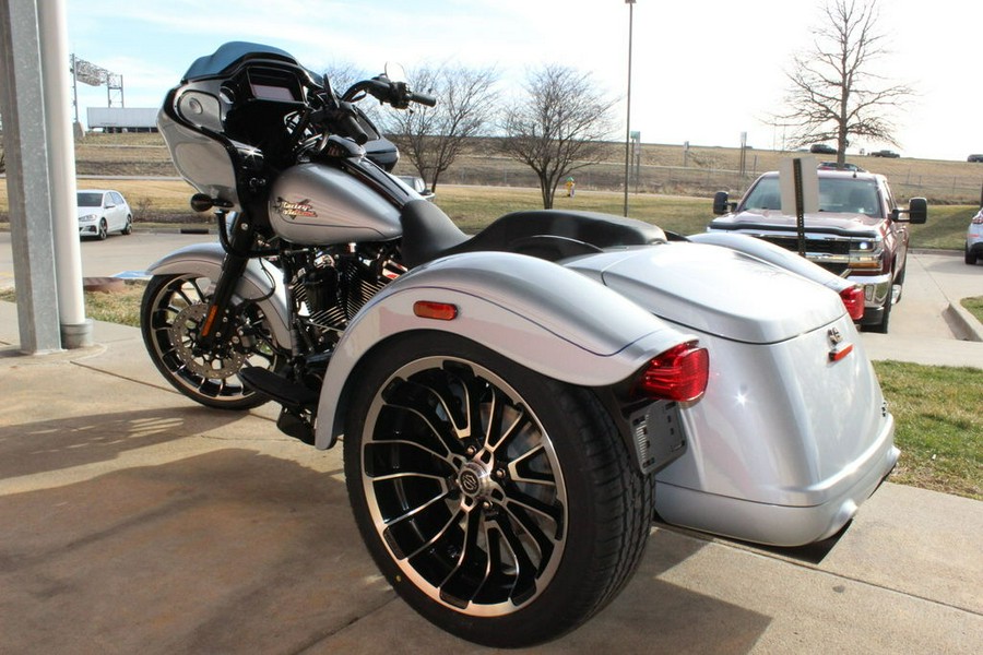 2024 Harley-Davidson® FLTRT - Road Glide® 3