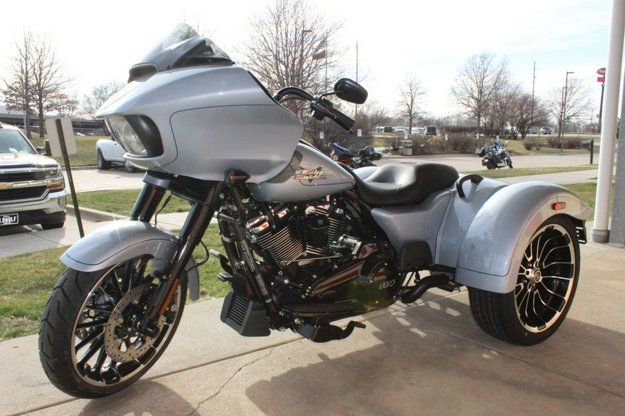 2024 Harley-Davidson® FLTRT - Road Glide® 3