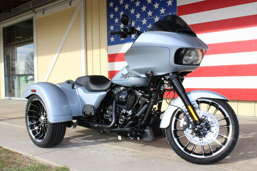 2024 Harley-Davidson® FLTRT - Road Glide® 3