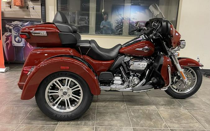 2024 Harley-Davidson® FLHTCUTG - Tri Glide® Ultra