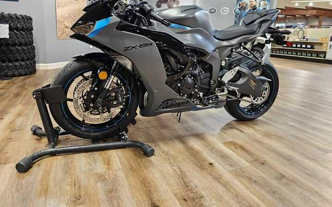 2025 Kawasaki Ninja ZX-6R Metallic Matte Dark Gray/Ebony - 108787