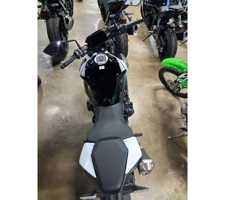 2026 Kawasaki Z900 ABS