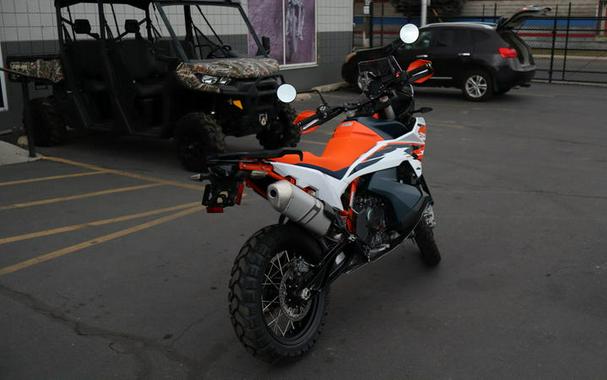 2025 KTM 890 Adventure R