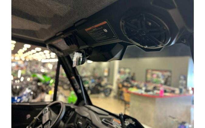 2026 DEFENDER MAX LIMITED HD11 - Can-Am