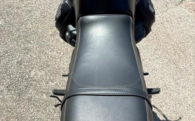 2019 V7 III STONE - Moto Guzzi