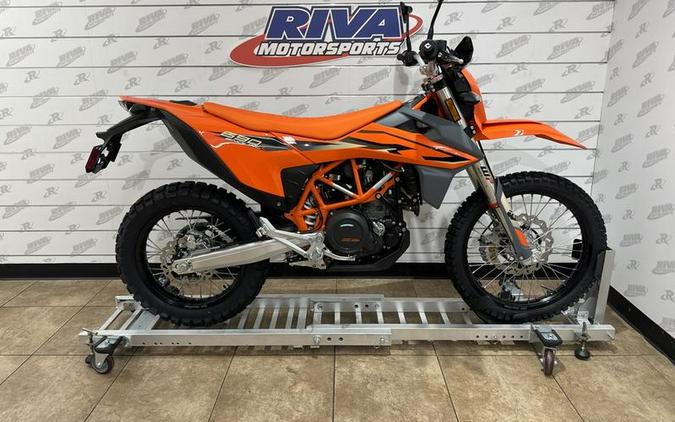 2024 KTM 690 Enduro R