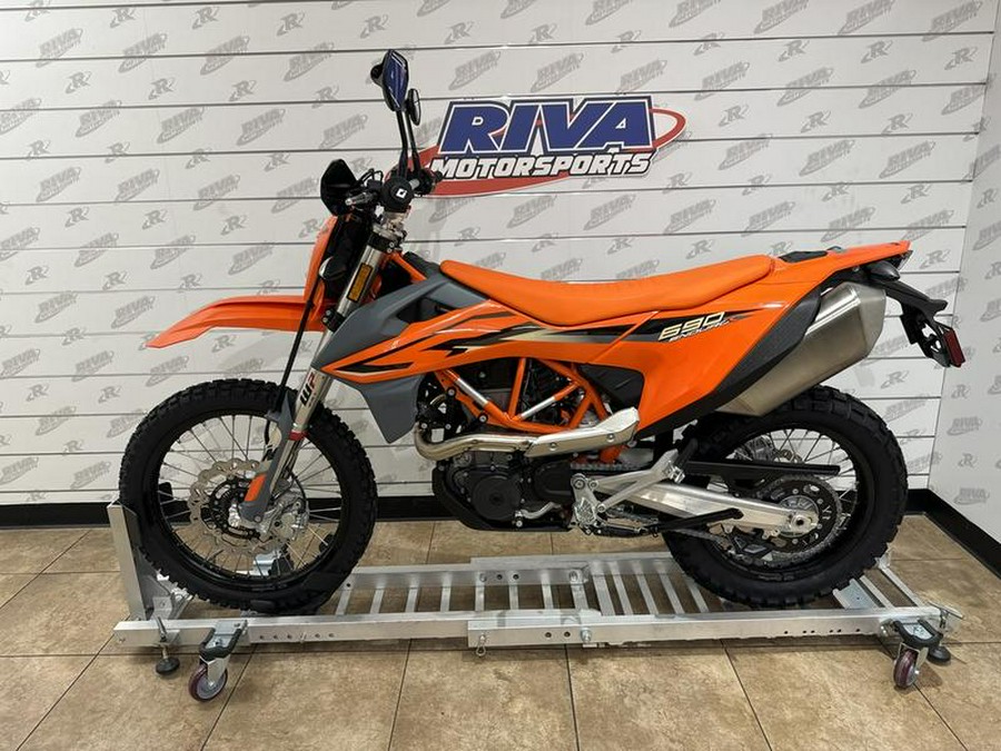 2024 KTM 690 Enduro R