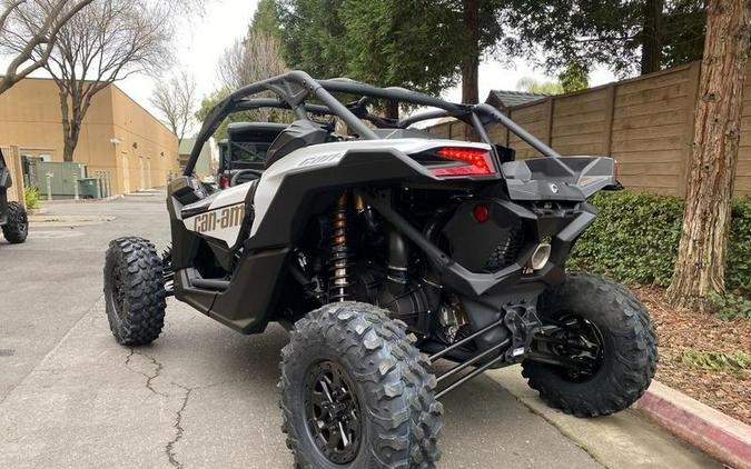 2024 Can-Am® Maverick X3 RS Turbo RR Catalyst Gray