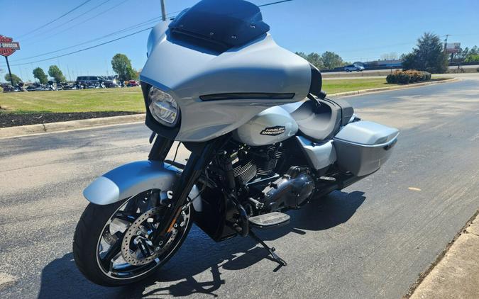 FLHX 2024 Street Glide®