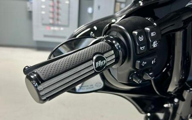 2021 Harley-Davidson® FLHXS - Street Glide® Special