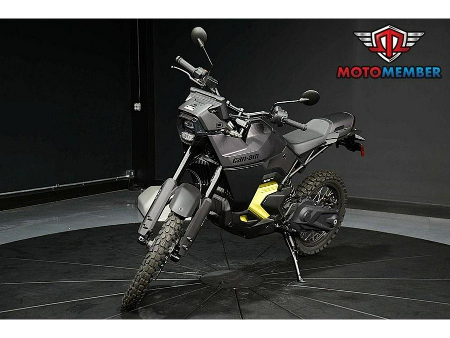 2025 Can-Am Origin Carbon Black