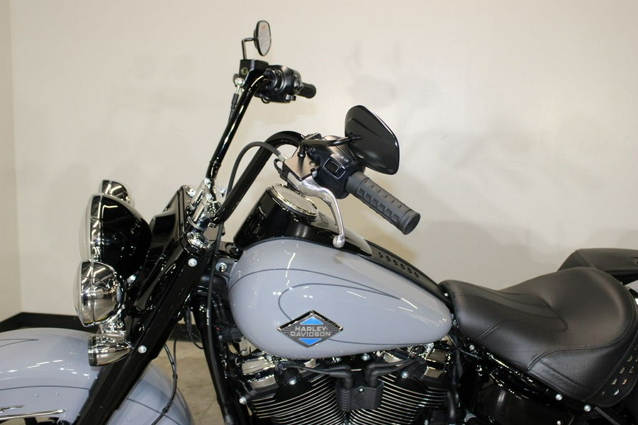 2026 Harley-Davidson® FLHC - Heritage Classic