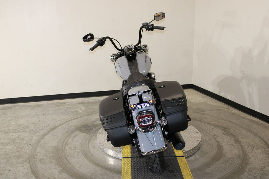 2026 Harley-Davidson® FLHC - Heritage Classic