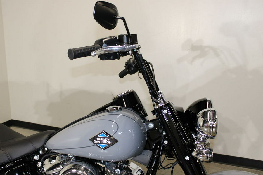 2026 Harley-Davidson® FLHC - Heritage Classic