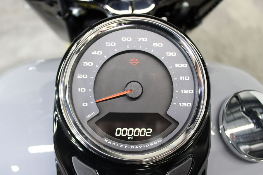 2026 Harley-Davidson® FLHC - Heritage Classic