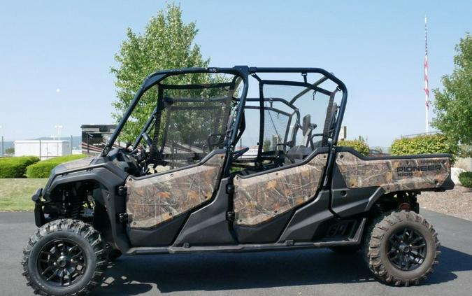 2023 Honda Pioneer 1000-6 Crew Deluxe