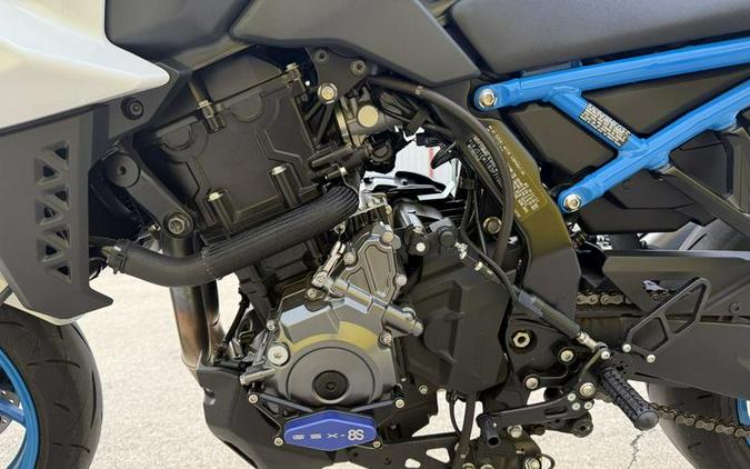 2023 Suzuki GSX-8S