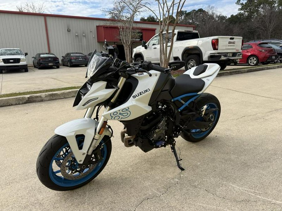 2023 Suzuki GSX-8S