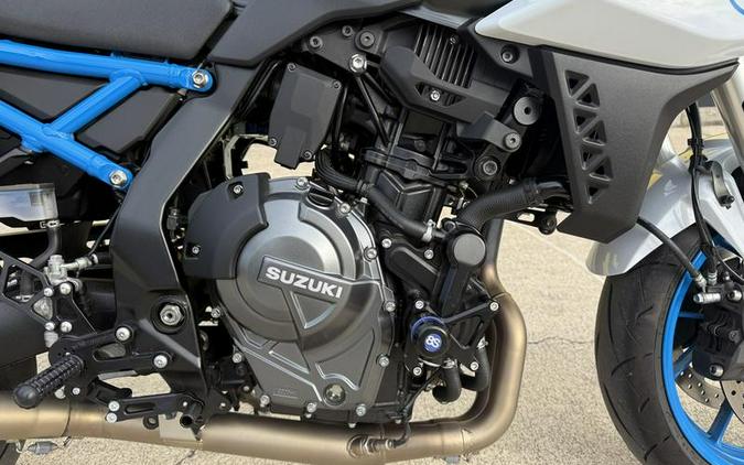 2023 Suzuki GSX-8S