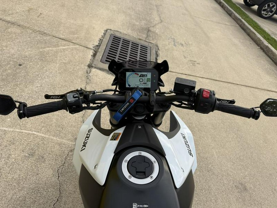 2023 Suzuki GSX-8S