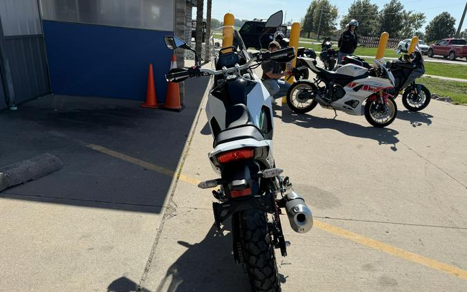 2026 Kawasaki KLE®500 SE ABS