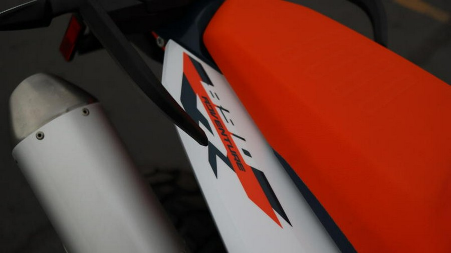 2025 KTM 890 Adventure R